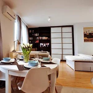 https://m11-stylish-apartment-w-balcony-city-centre.warsawhotelspoland.com